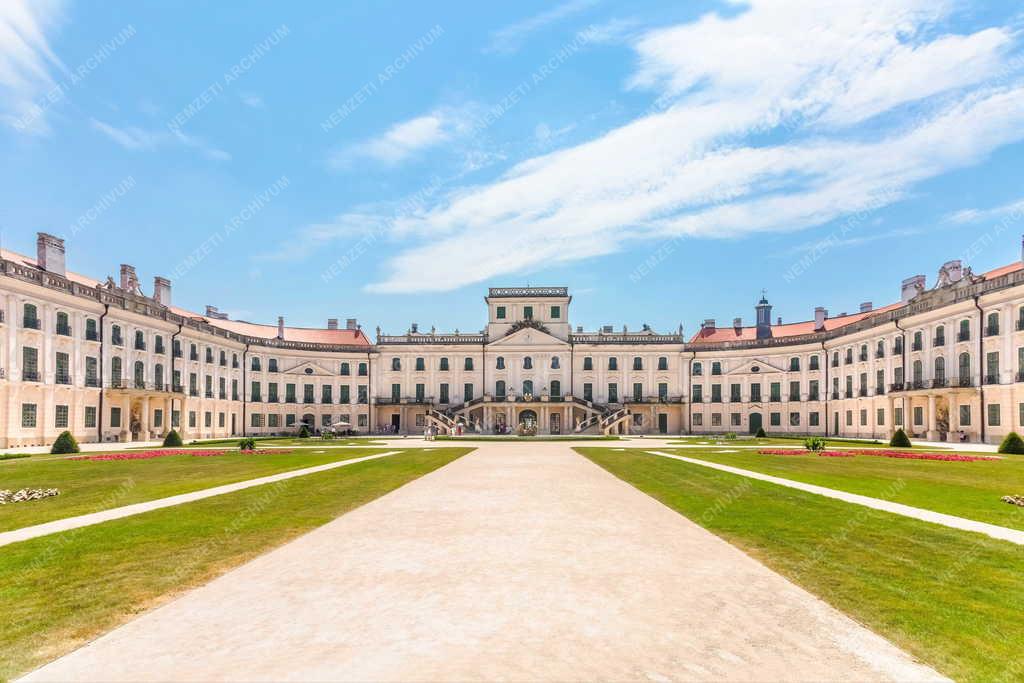 Fertőd - Az Esterházy-kastély 