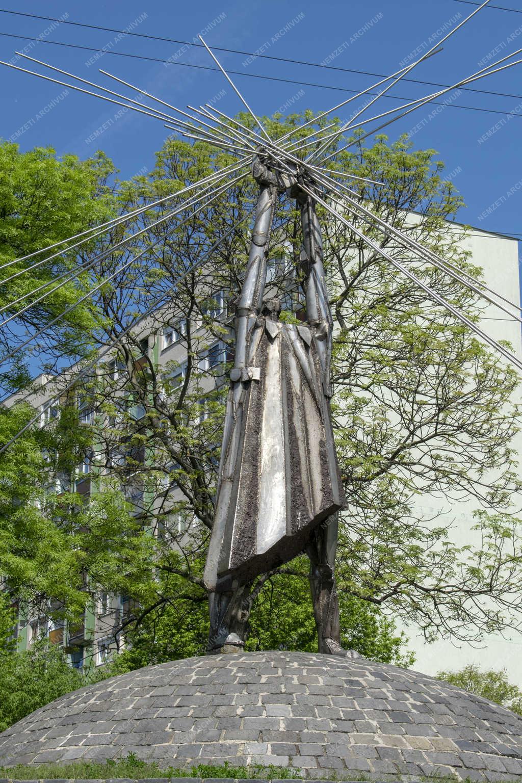 Köztéri szobor - Budapest - A Munkás