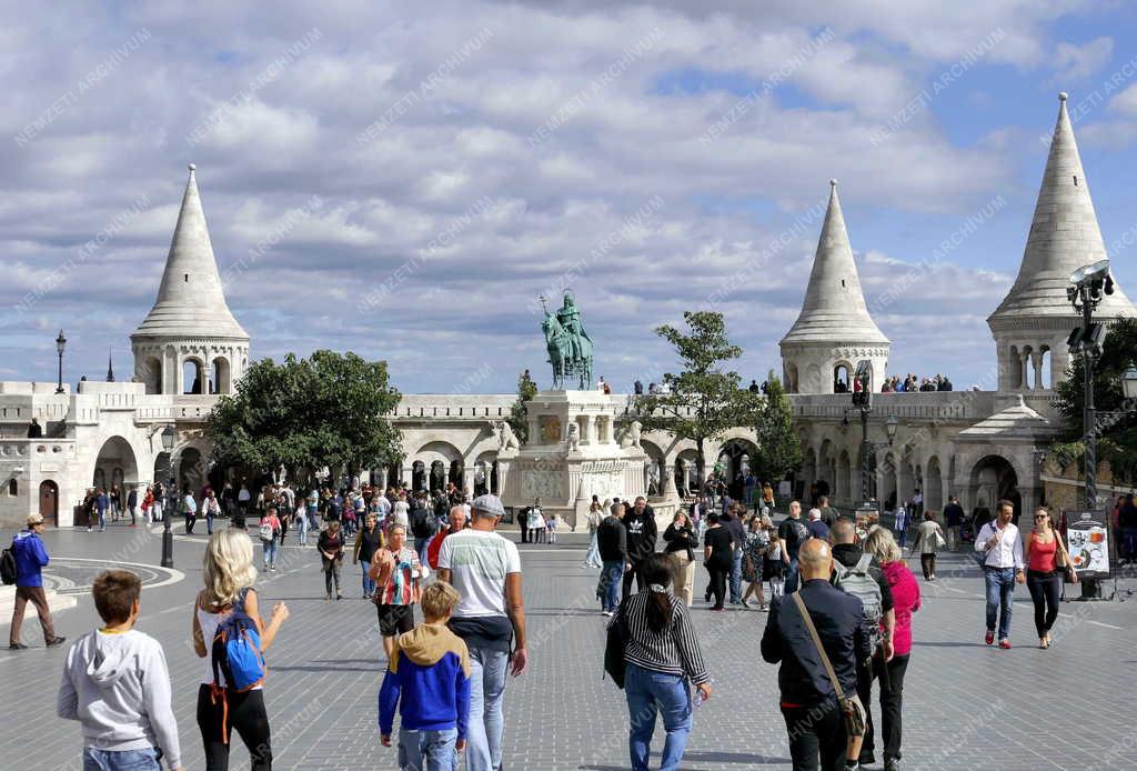 Turisták a Budai Várban