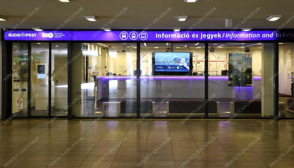 Közlekedés - Budapest - BKK ügyfélközpontja a Keleti pályaudvar aluljárószintjén