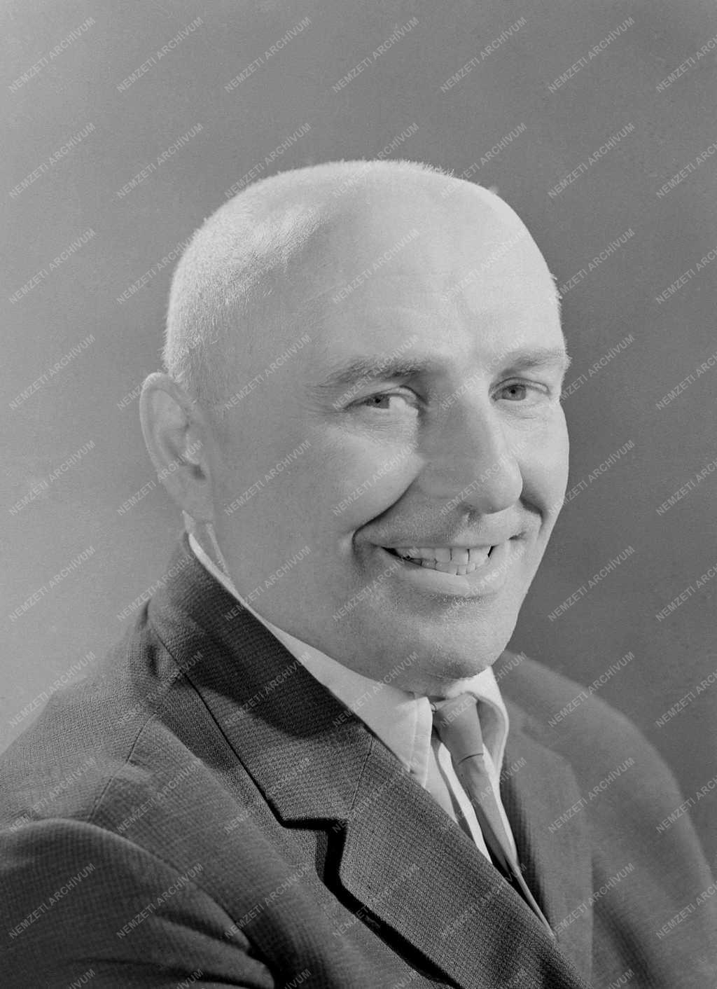 Markos József színész 