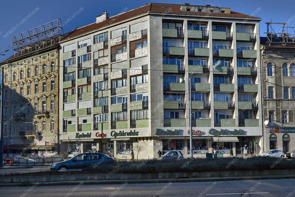 Városkép - Budapest - Egykori Lottóház a Baross téren