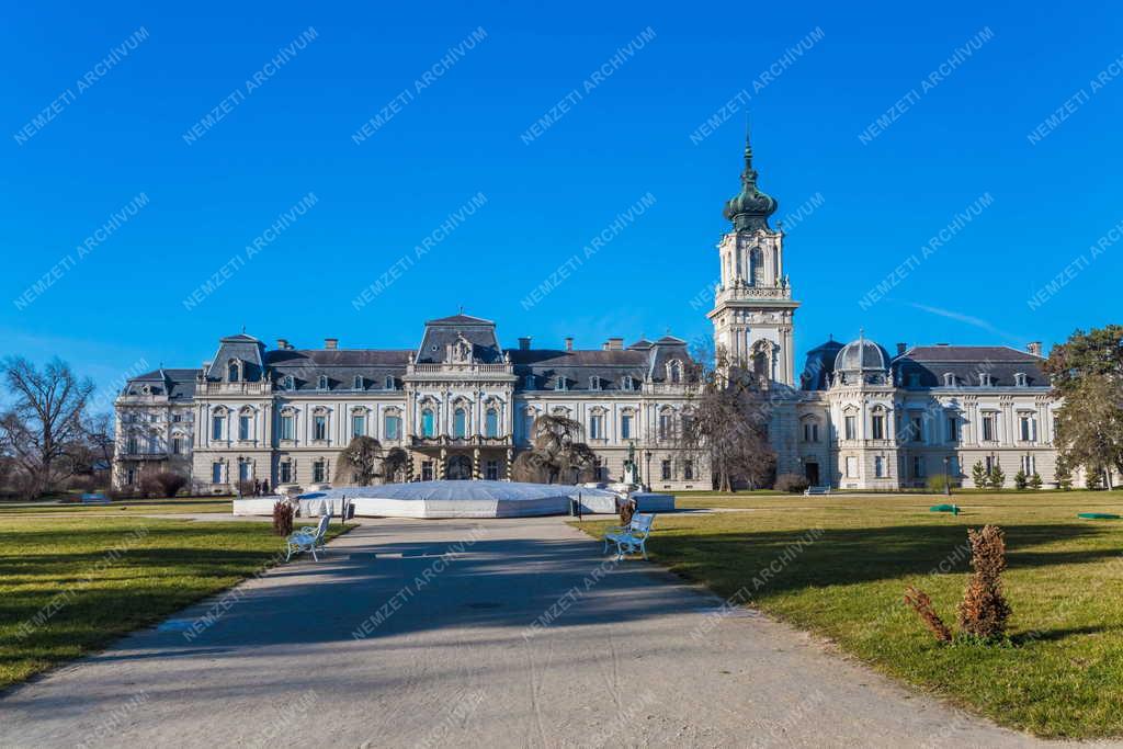 Műemlék épület - Keszthely - Festetics Kastély