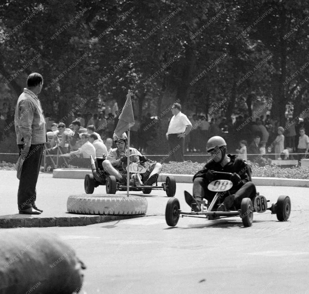 Sport - Gokart verseny Szegeden