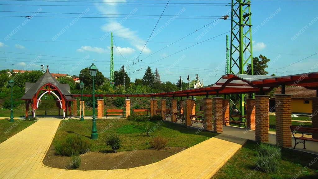 Városkép - Szob - Közpark