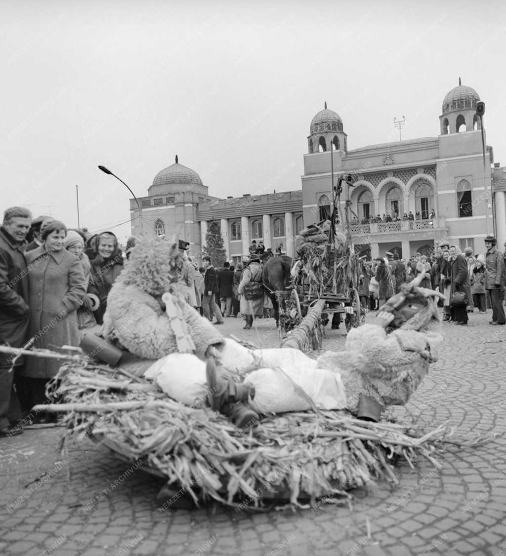 Hagyomány - Busójárás