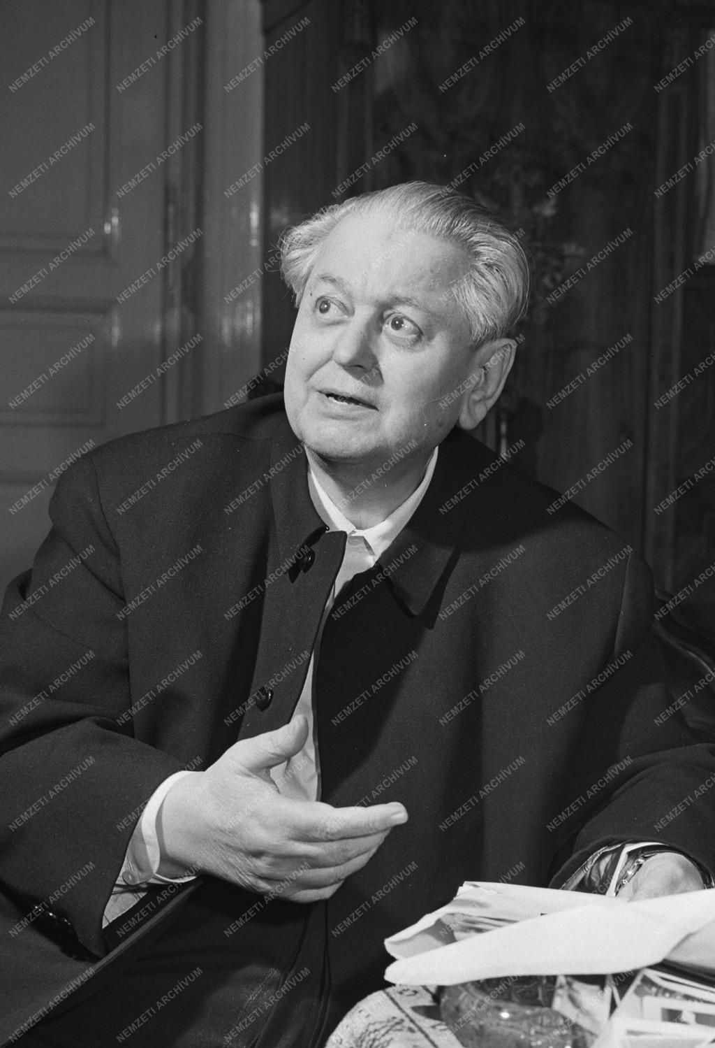 Egyház - Balogh páter