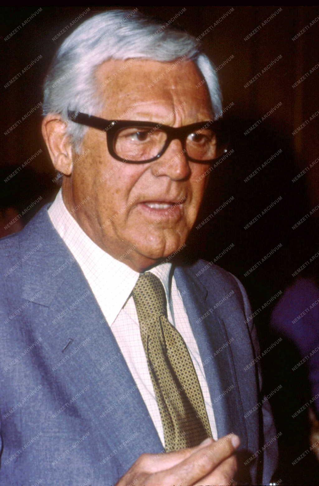 Filmművészet - Cary Grant angol származású amerikai filmszínész