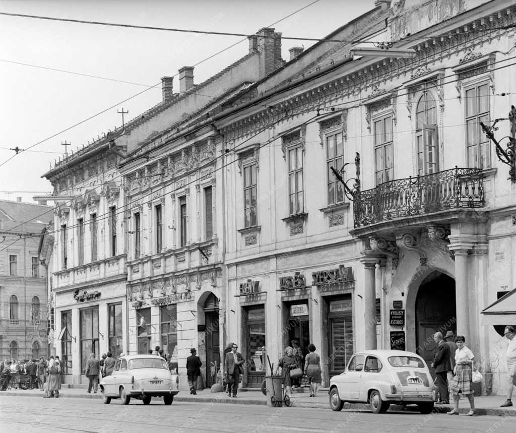 Városkép - Miskolc belvárosa - A Városház tér