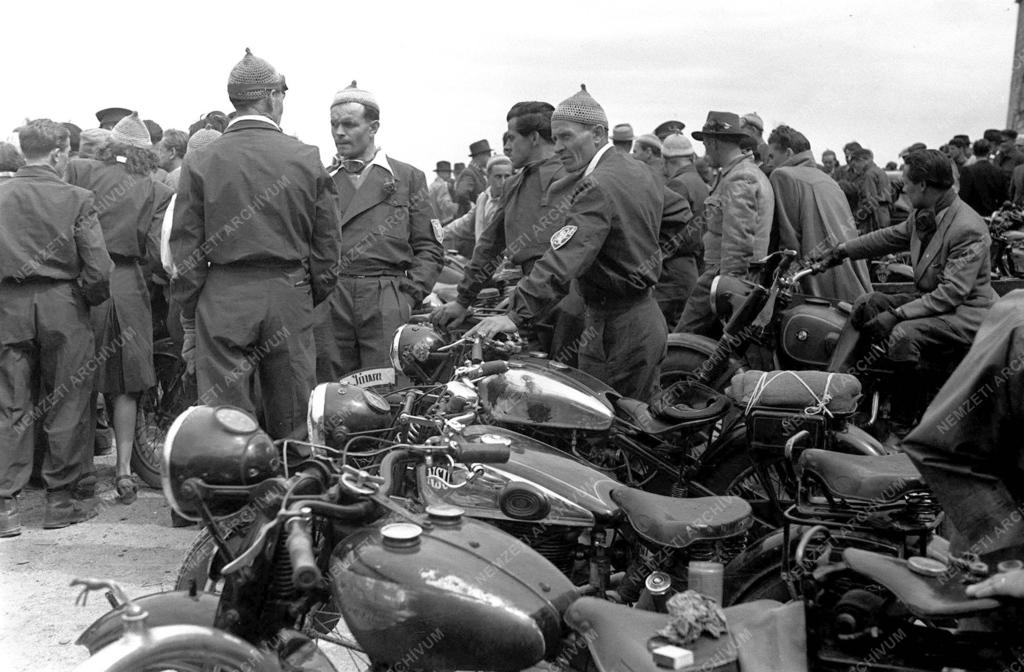 Sport - Motoros csillagtúra 