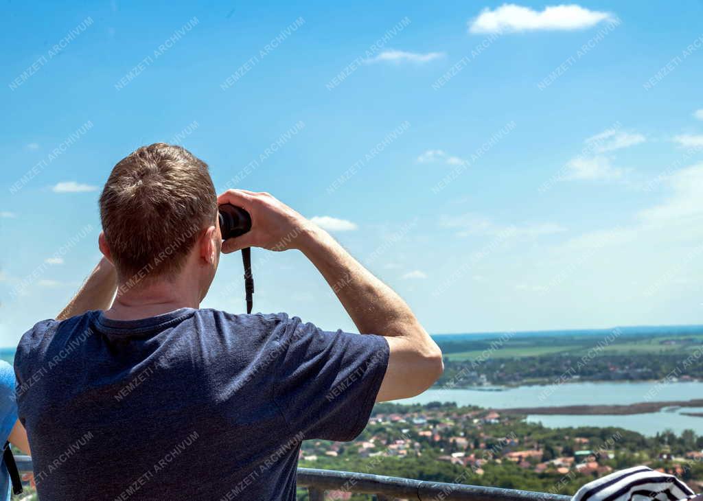 Turizmus - Velence - Bence-hegyi kilátó