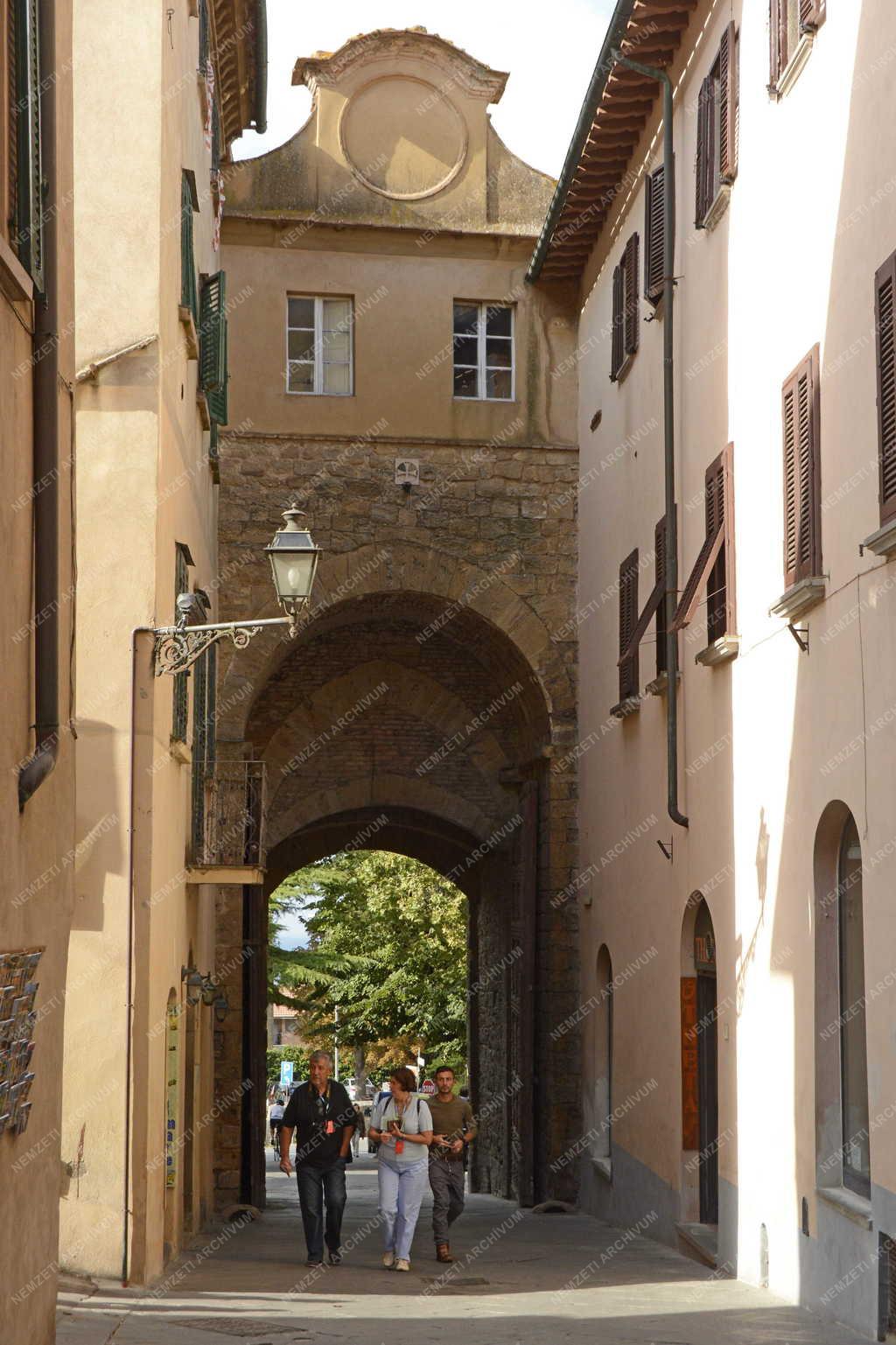 Városkép - Volterra 