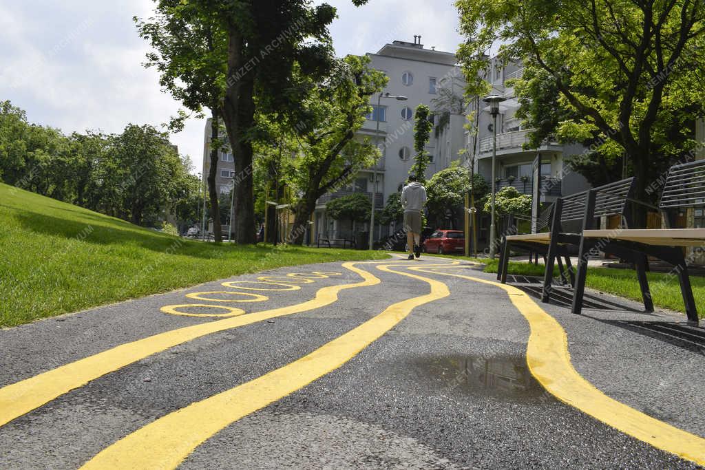 Városkép - Budapest - Klapka központ