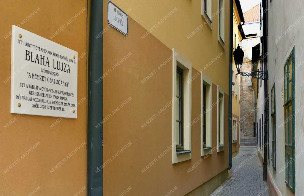 Városkép - Győr - Blaha Lujza színésznő emléktáblája