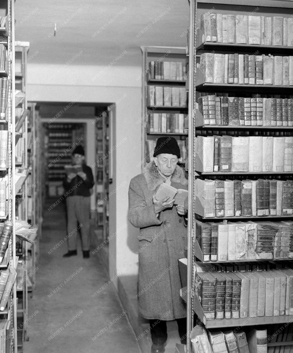 Könyvtár - A Kecskeméti Református Egyház Könyvtára
