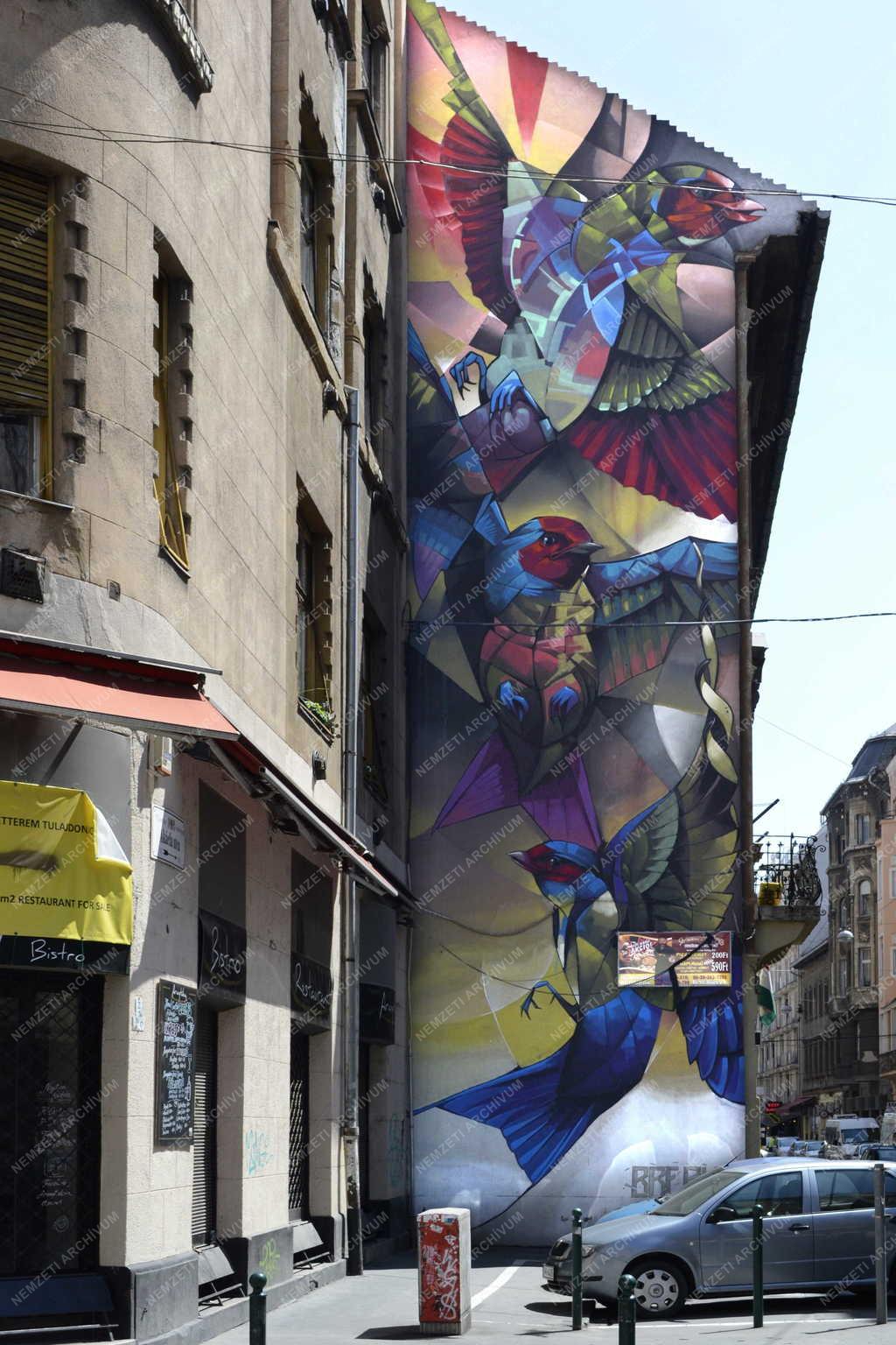 Műalkotás - Budapest - Tűzfalfestmény