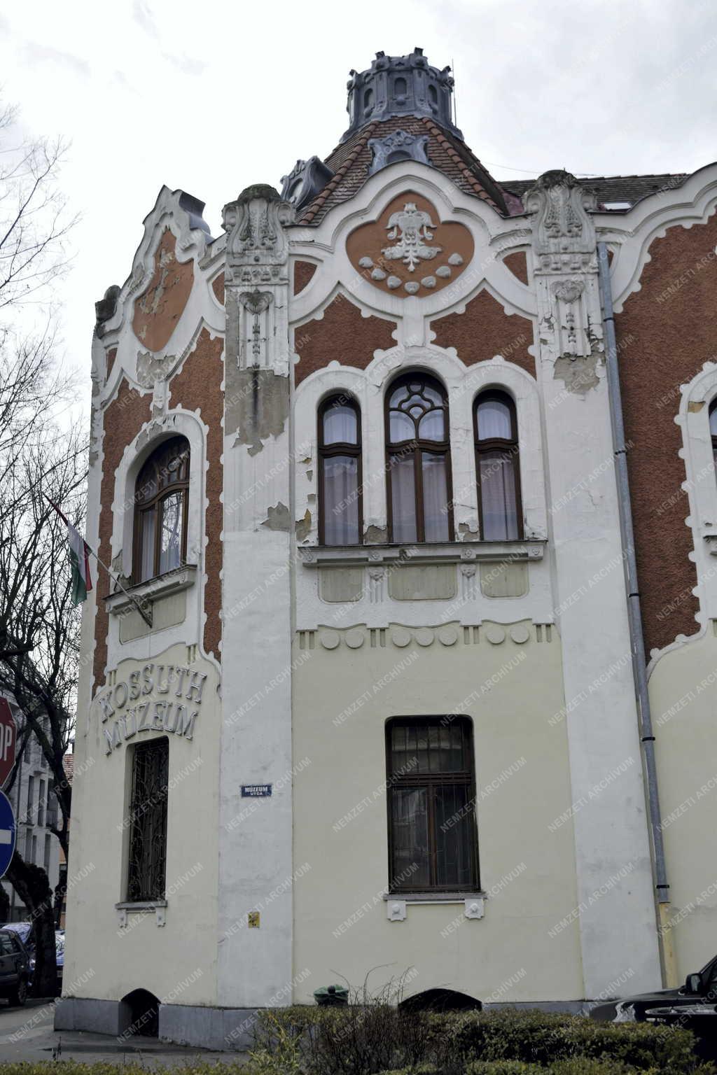 Városkép - Cegléd - Kossuth Múzeum
