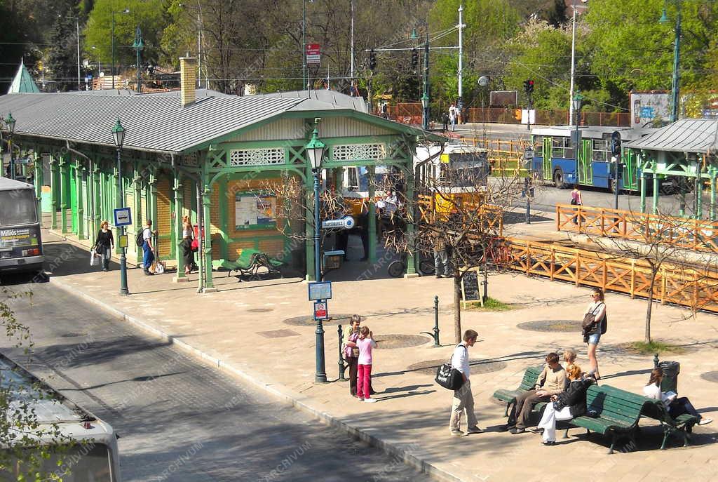 Budapest - A hűvösvölgyi BKV-végállomás