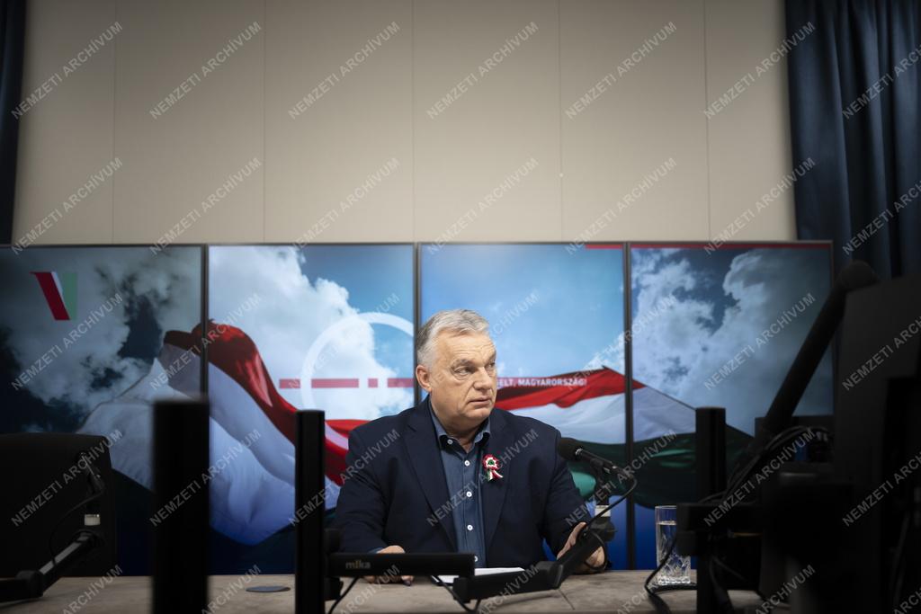 Miniszterelnöki interjú a Kossuth rádióban