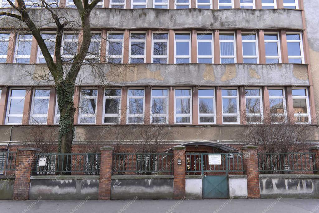Egészségügy - Budapest - Nemzeti Népegészségügyi Központ