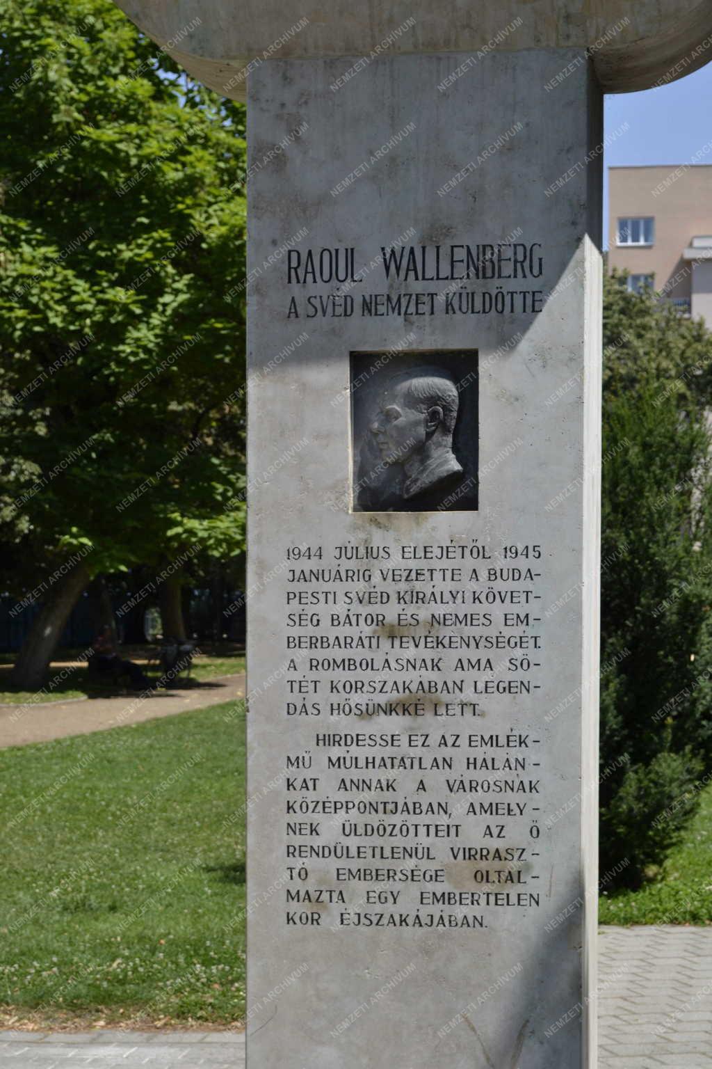 Emlékmű - Budapest - Raoul Wallenberg-emlékmű