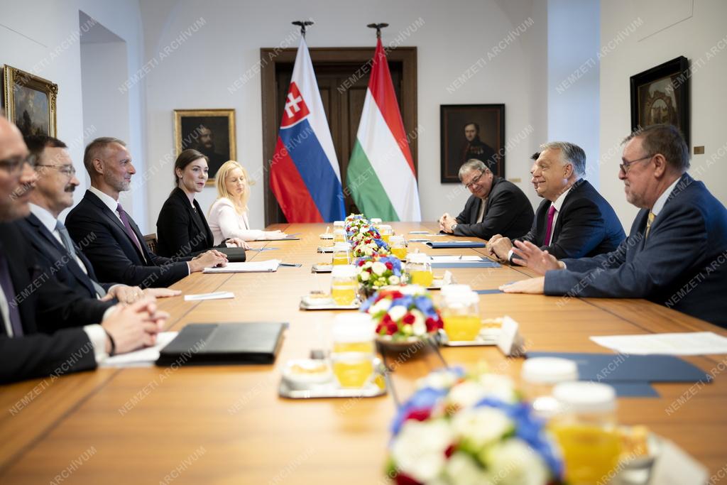 Orbán Viktor a szlovák Nemzeti Tanács elnökével tárgyalt

