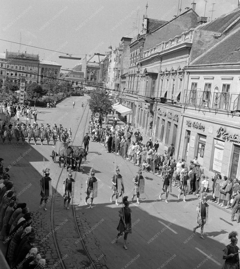 Szórakozás - Savaria Karnevál Szombathelyen 