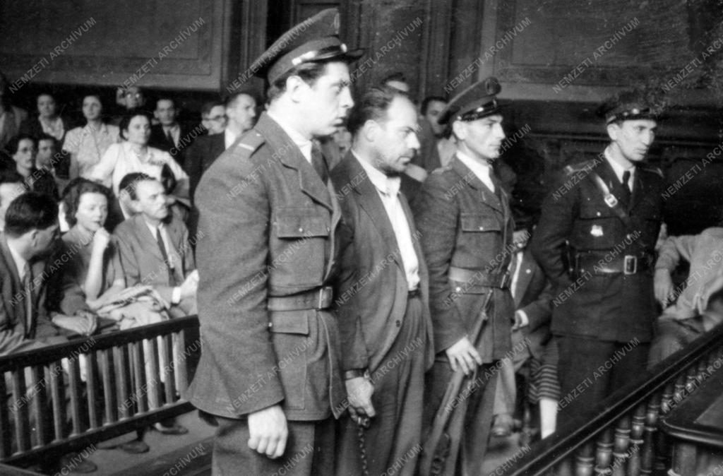 Igazságszolgáltatás - Bíróság - Gyilkos baromfikereskedő