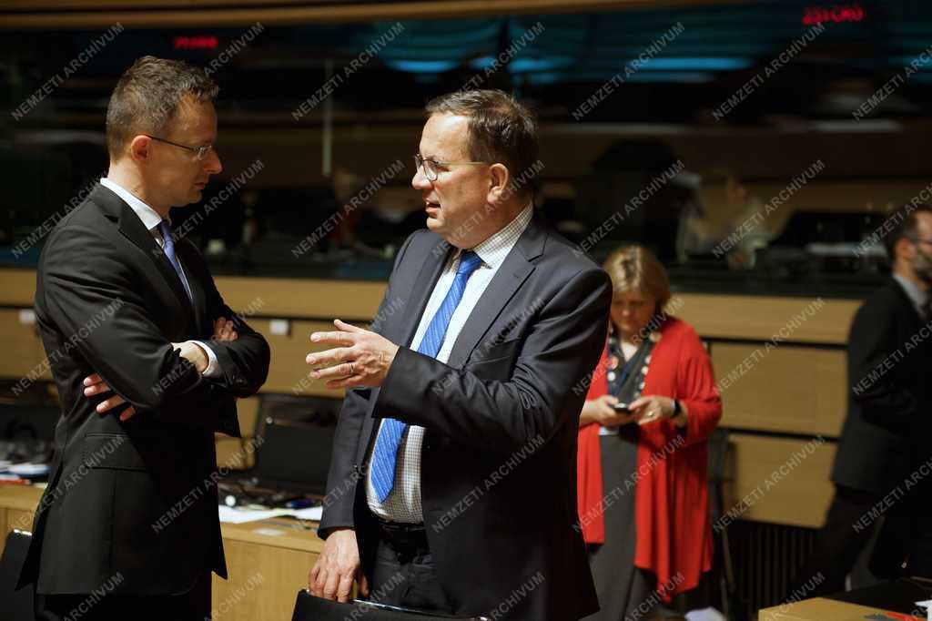 Szijjártó Péter az EU Külügyminiszteri Tanácsának ülésén