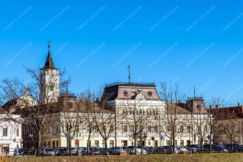 Városkép - Baja - Városháza épülete