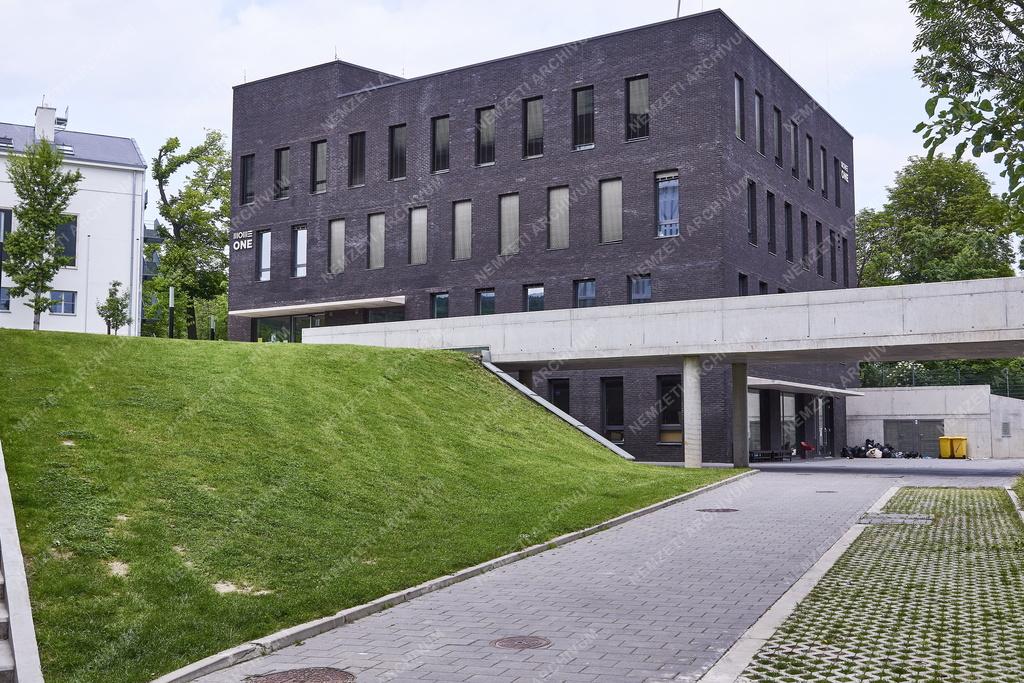 Oktatás - Budapest - Moholy-Nagy Művészeti Egyetem