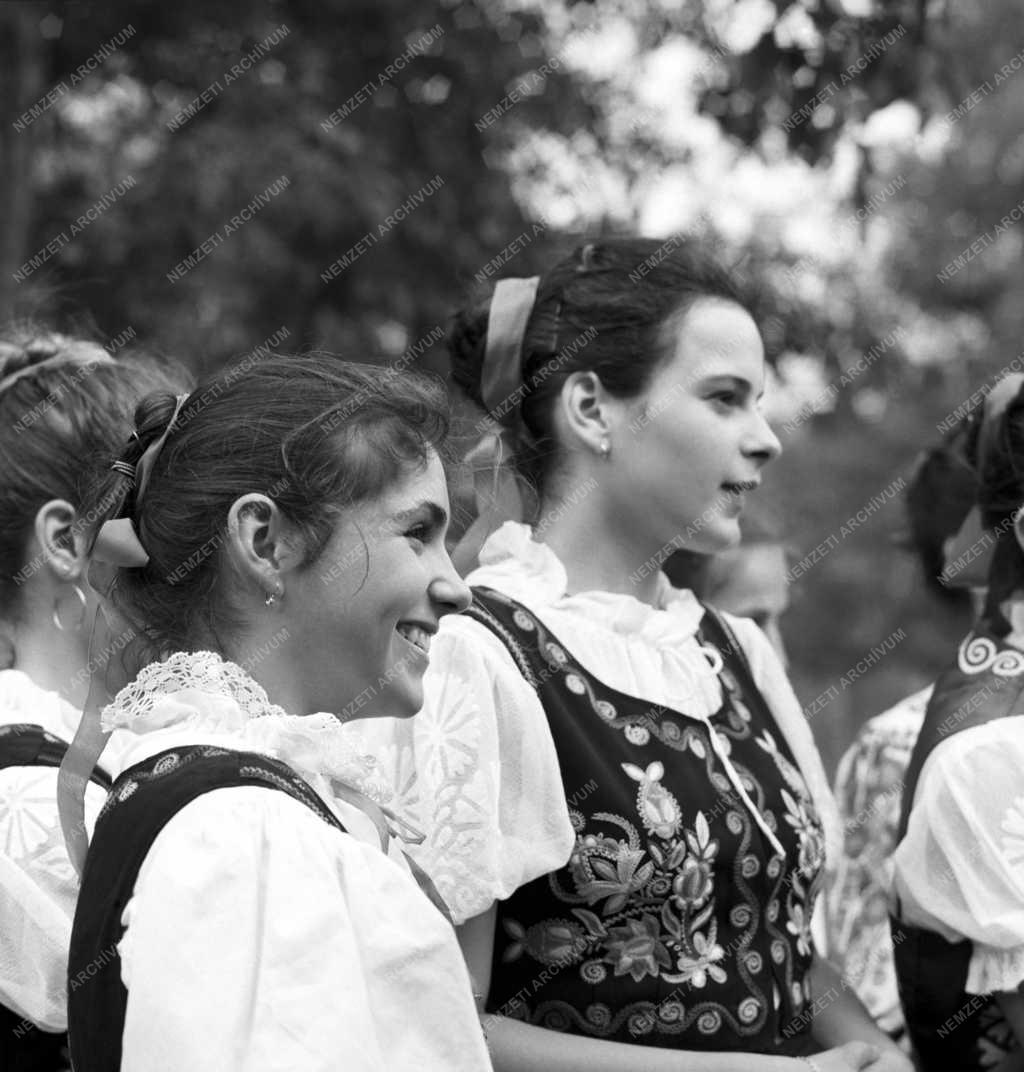 Idegenforgalom - Buzsáki lakodalmas