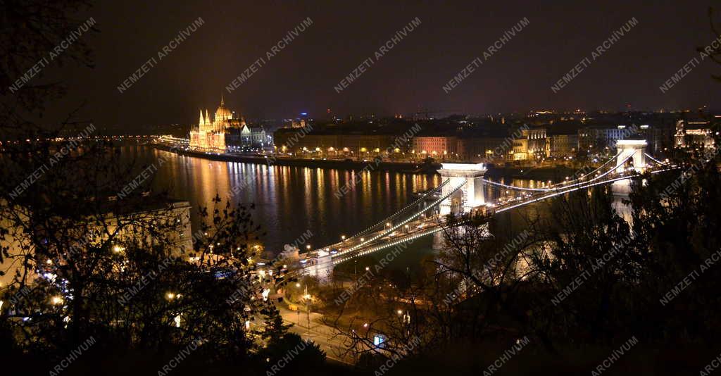 Budapest - Dunai panoráma - Esti felvétel