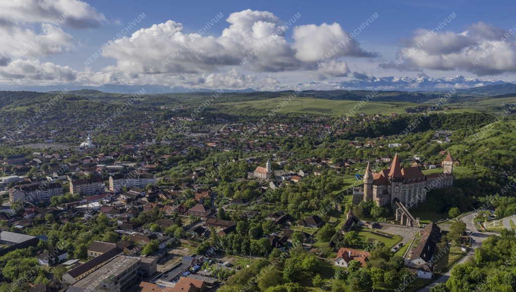 Műemlék - Erdély - Vajdahunyad vára