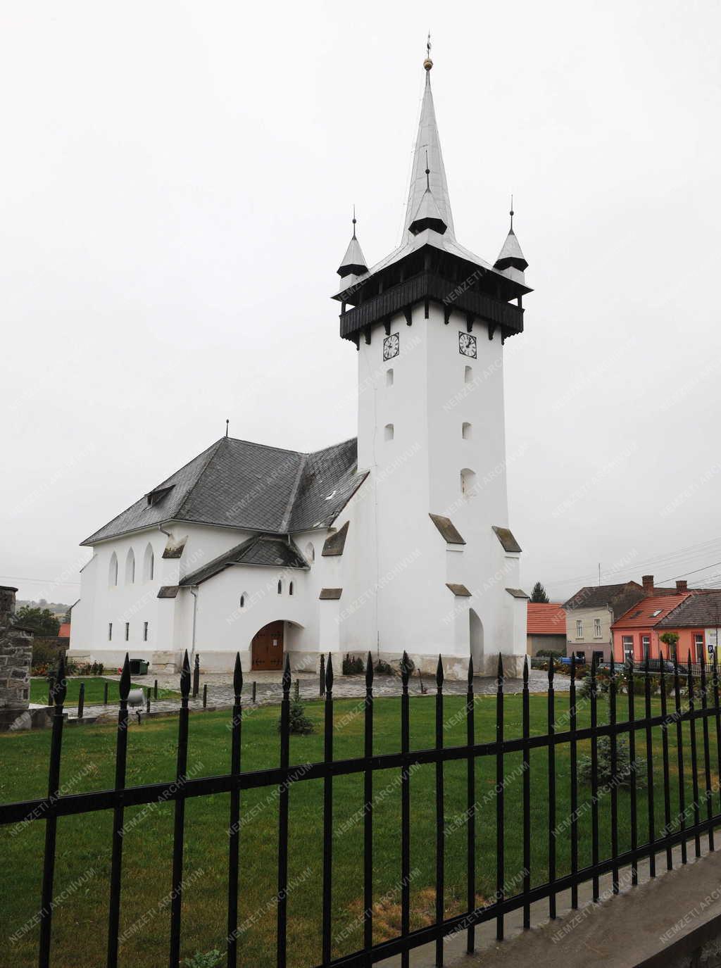 Vallás - A krasznai református templom