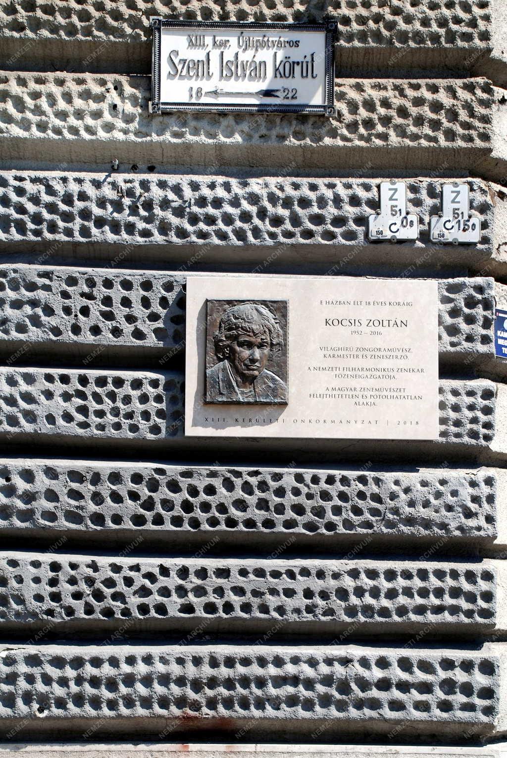 Kultúra - Budapest - Kocsis Zoltán domborműves emléktábla