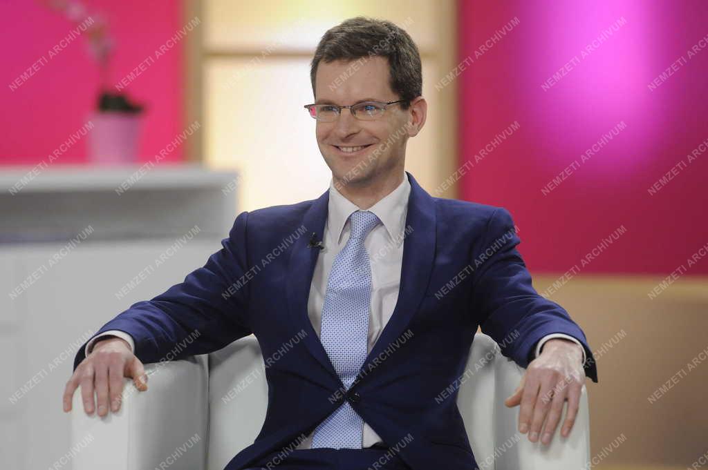 Televízió - Ridikül című női beszélgetős műsor