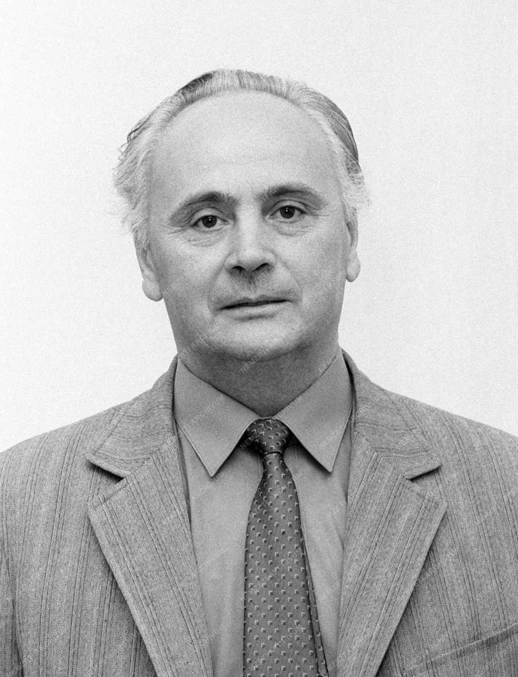 Belpolitika - Parlamenti képviselők