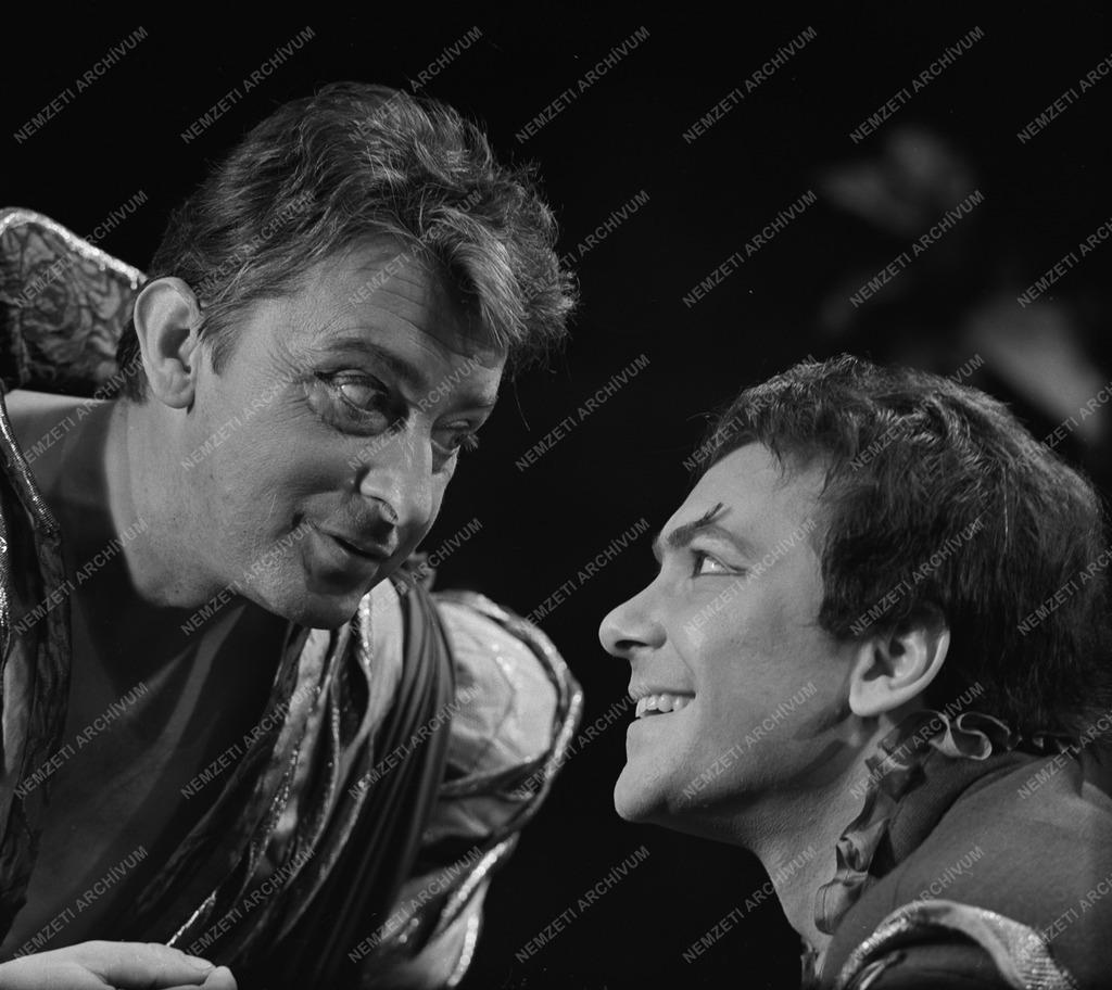 Kultúra - Színház - Shakespeare: Szentivánéji álom
