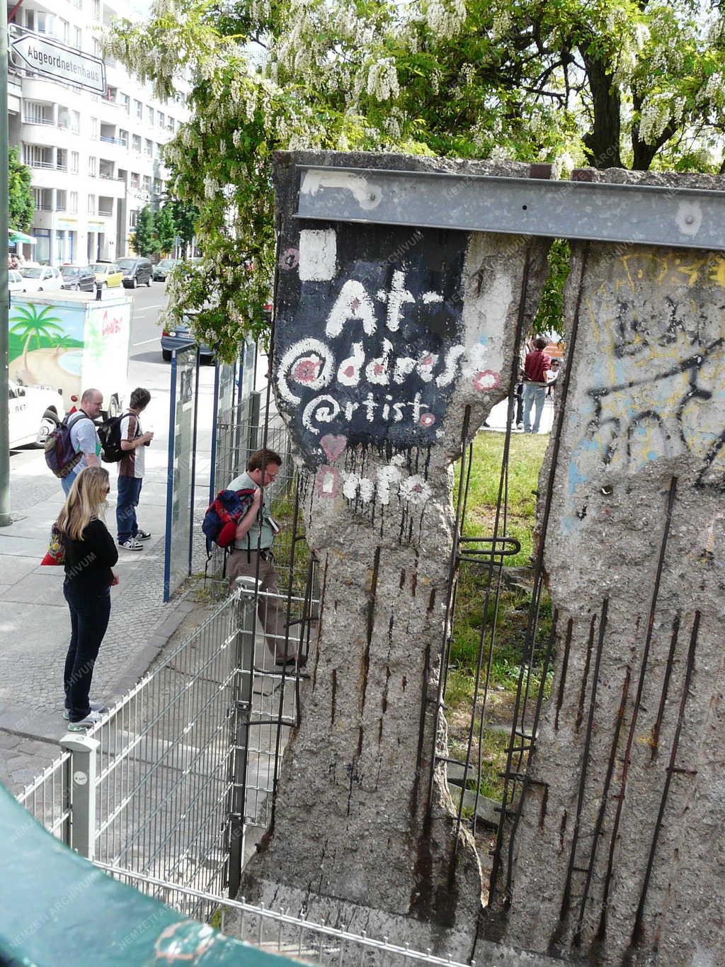 Berlin - A Berlini Fal maradványai 