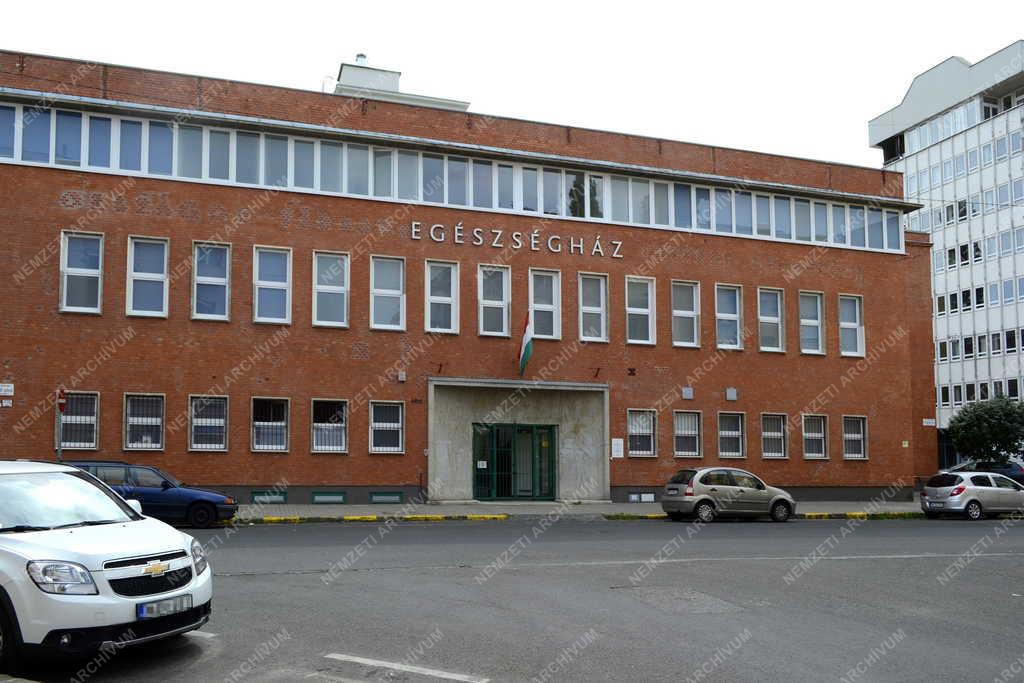 Egészségügyi létesítmény - Budapest - Visegrádi utcai Egészségház