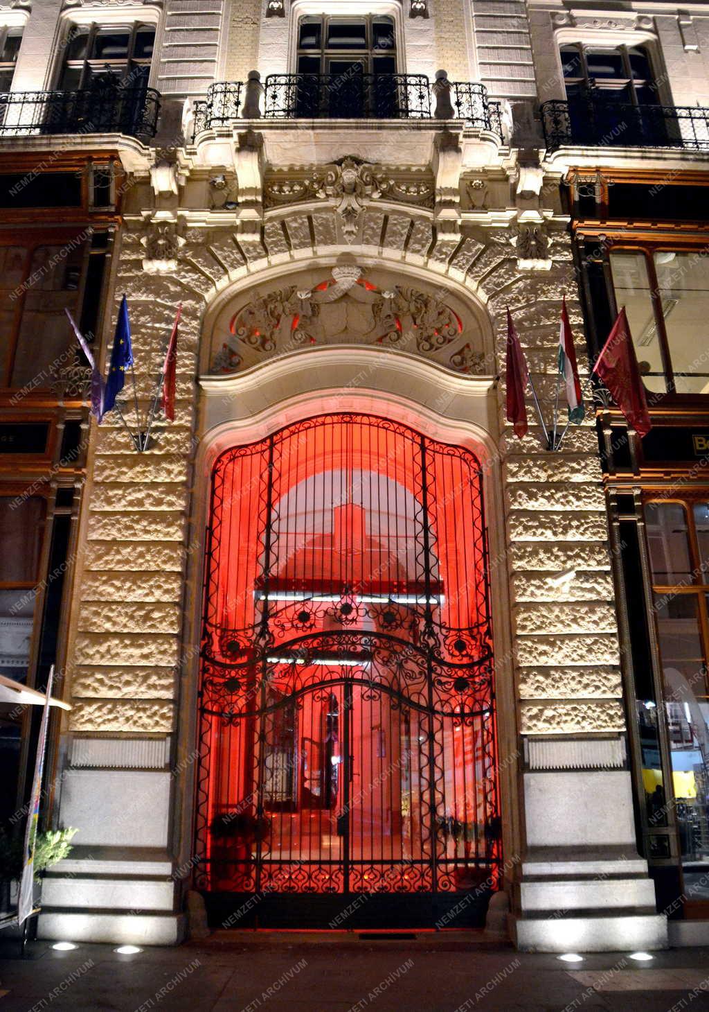 Szállodaipar - Buddha-Bar Hotel Budapesten