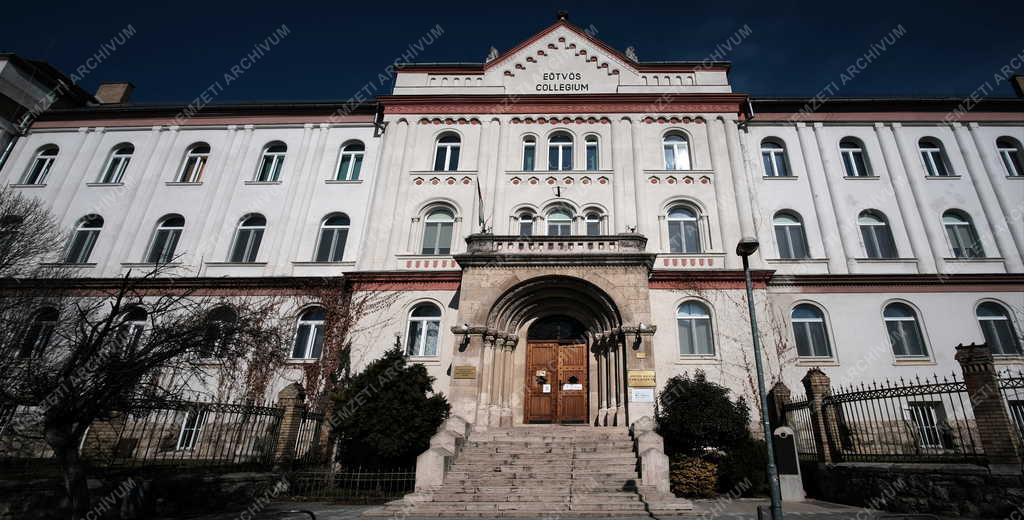 Oktatás - ELTE Eötvös József Collegium Budapesten