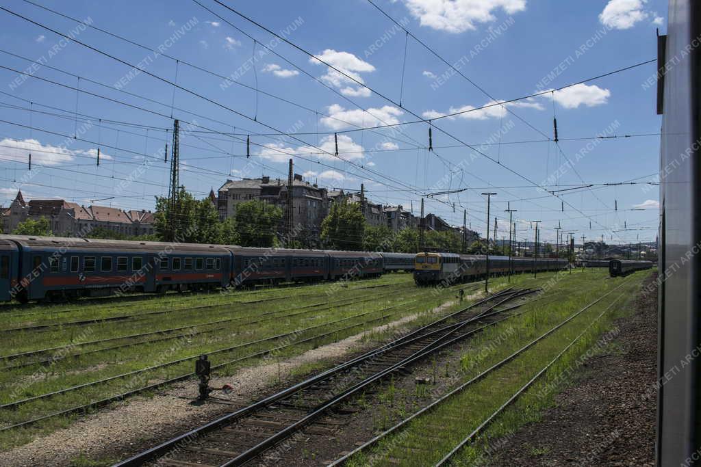 Közlekedés - Budapest - Nyugati pályaudvar