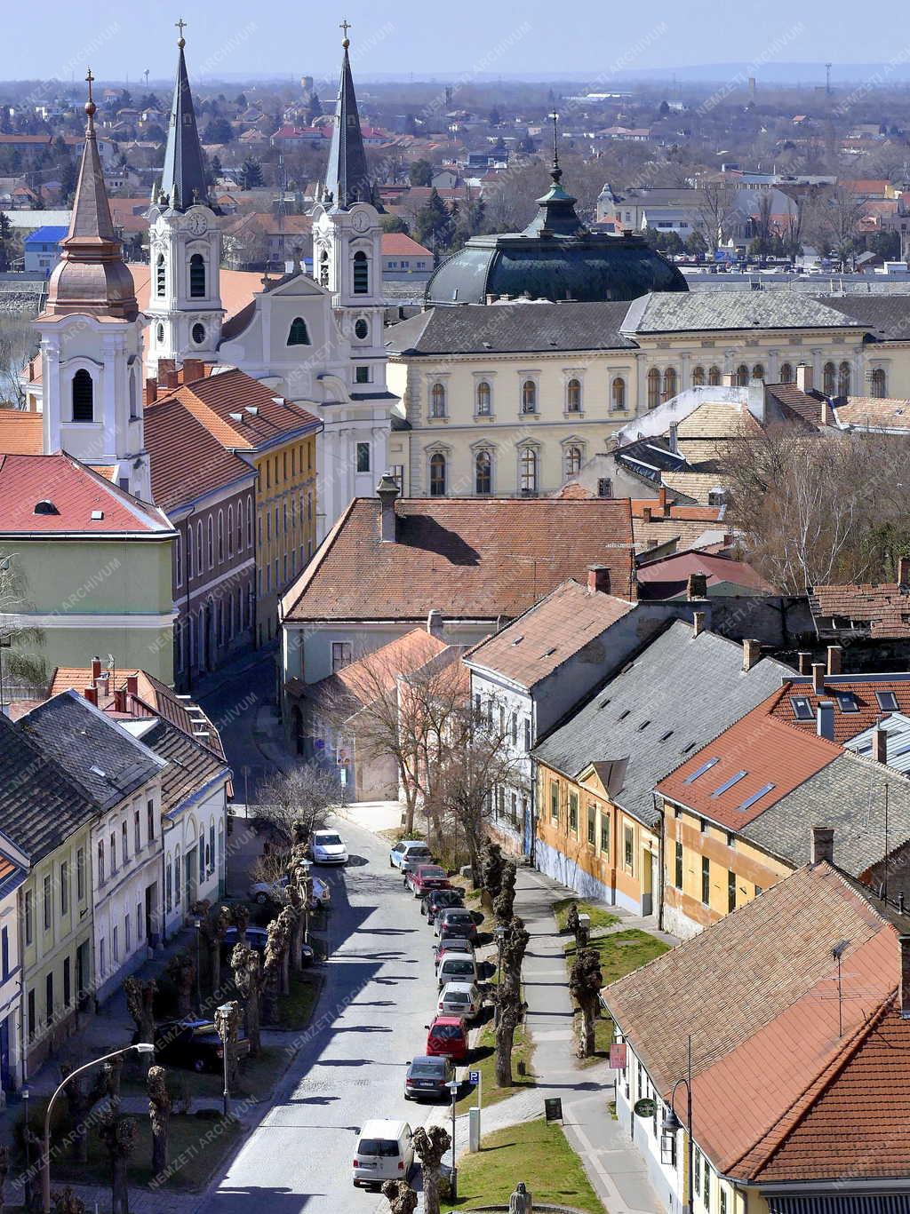 Városkép - Esztergom - Pázmány Péter utca és környezete