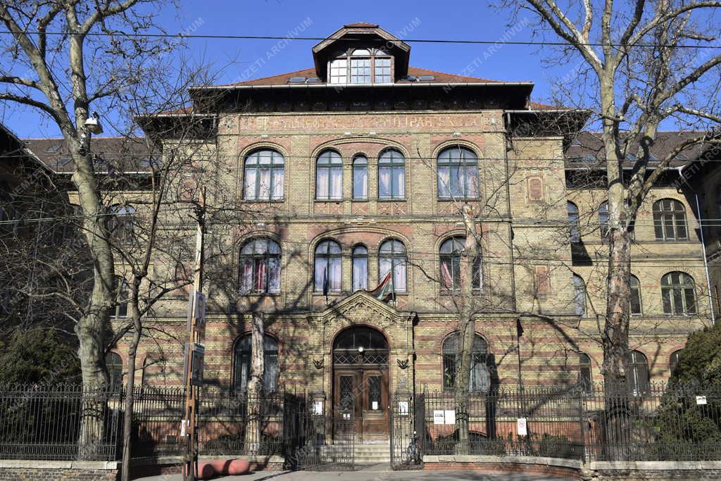 Oktatás - Budapest - Óbudai Egyetem Ybl Miklós Építéstudományi Kar