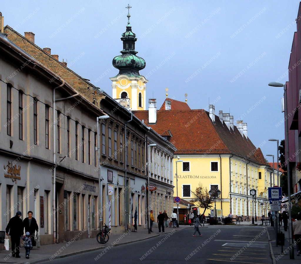 Városkép - Győr - Az Aradi vértanuk útja 