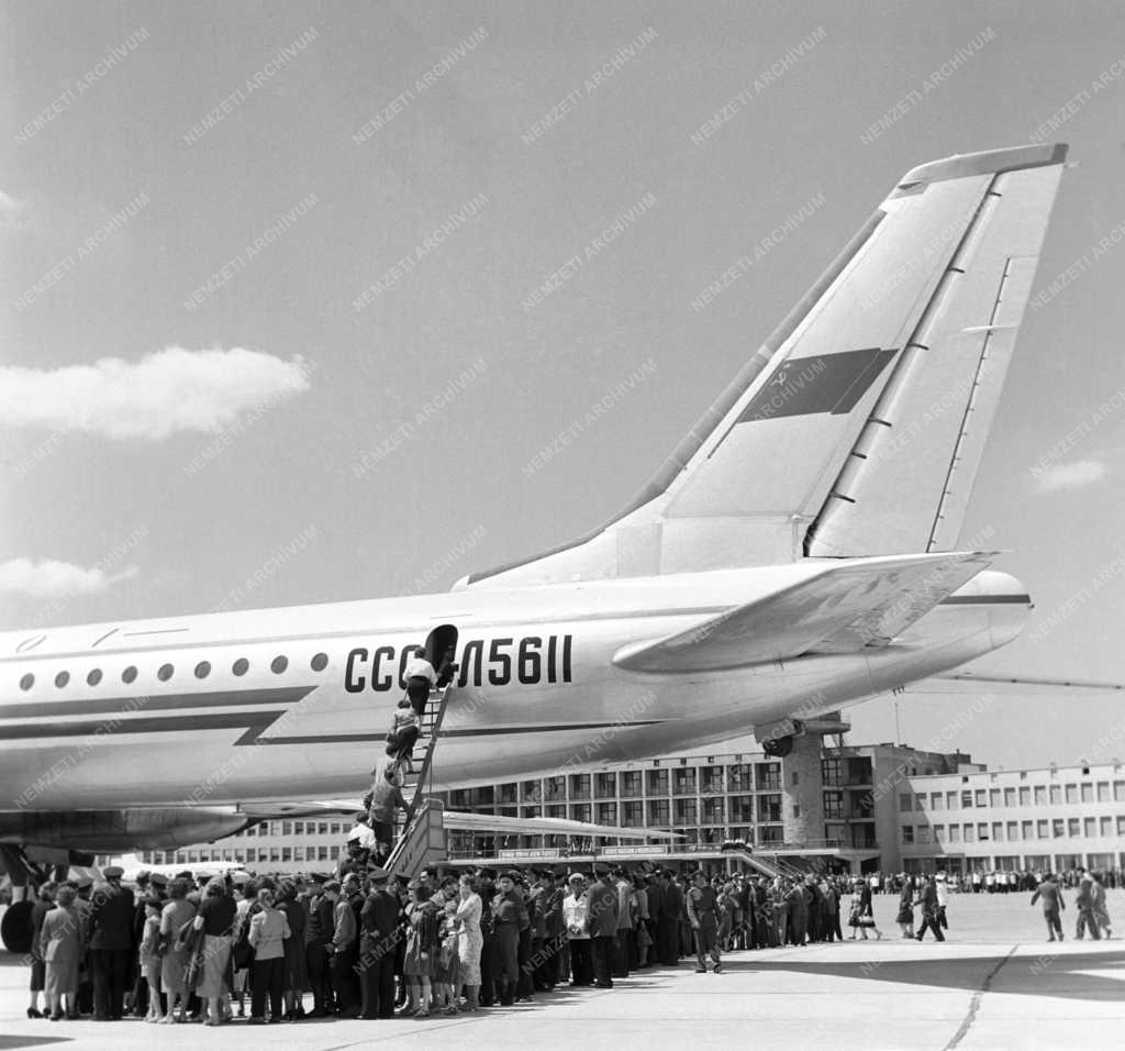 Ipar - Járműipar - TU 114-es repülőgép próbaútja