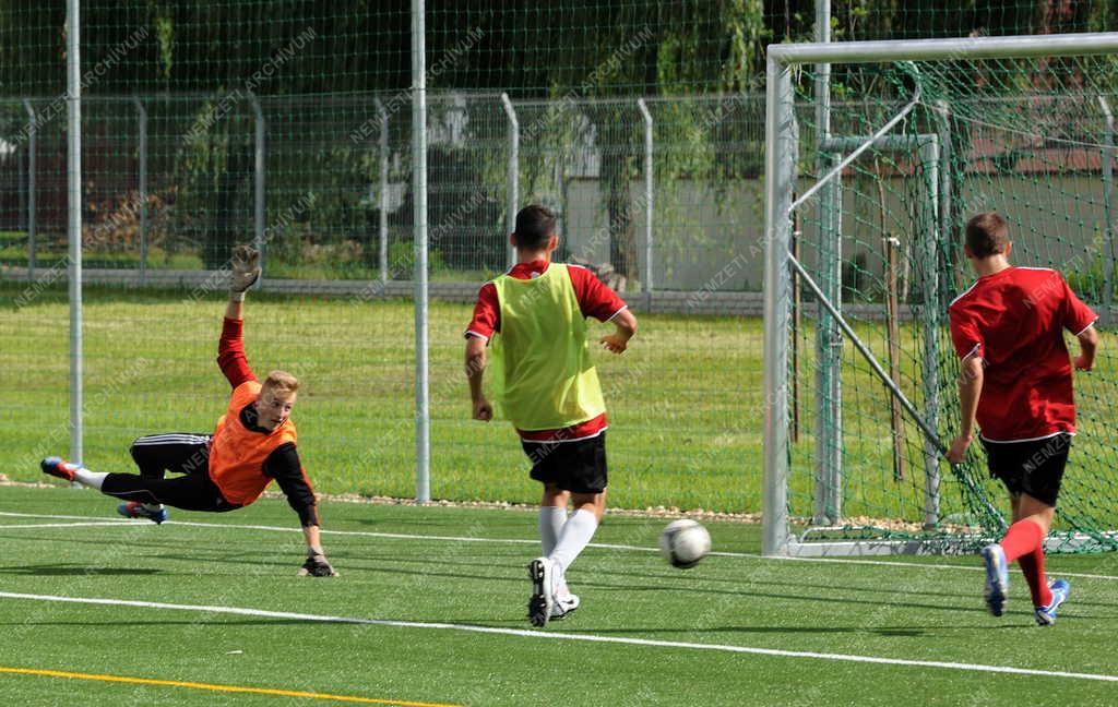 Sportlétesítmény - Debrecen - Debreceni Labdarúgó Akadémia