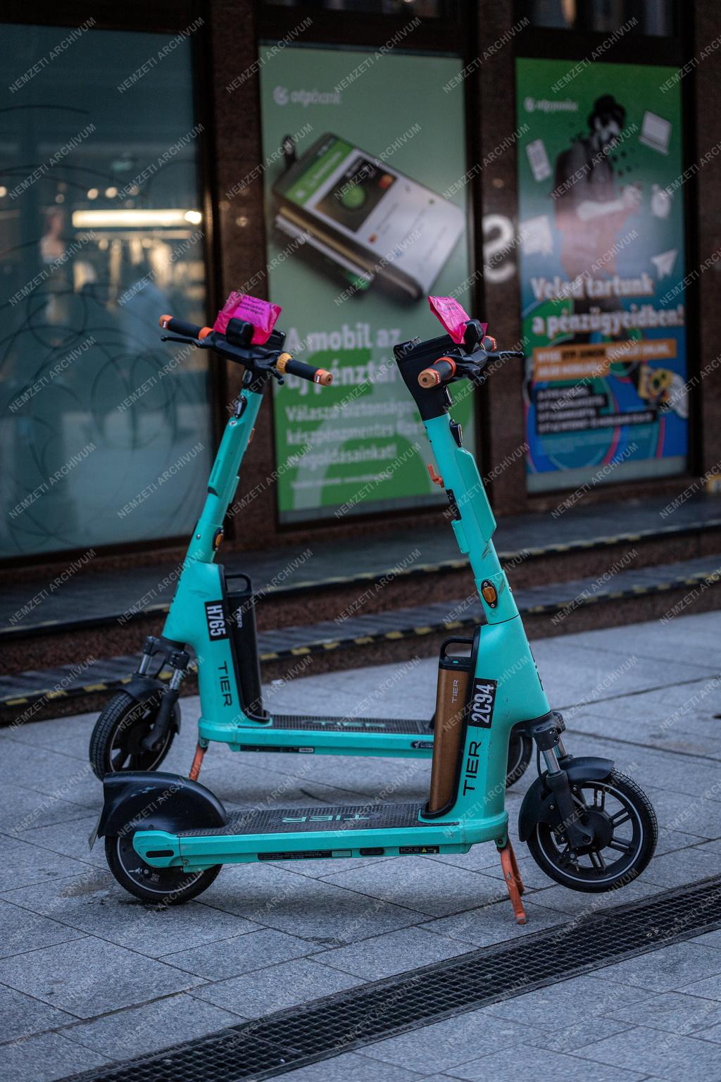 Közlekedés - Budapest - Elektromos roller